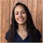 Soy estudiante, y me gustaría poner en práctica mis conocimientos de la academia (Nivel B2).