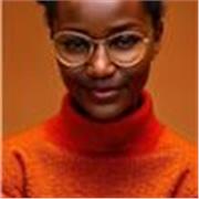 I give private lessons tailored  to your level and learning needs.