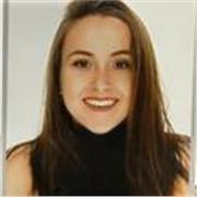 Profesora titulada en magisterio de educación primaria con mención en audios y lenguaje y con experiencia en el sector.
