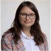 Specialista diplomata in storia e storia dell’arte con molti anni di esperienza. Insegno a bambini e adolescenti in inglese e russ