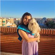 Soy titulada en Pedagogía y Orientación Educativa y me encanta trabajar tanto con niños como con adolescentes.