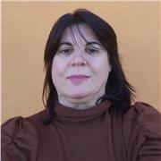 aiuto a confezionare capi di abbigliamento per tesi ed esami