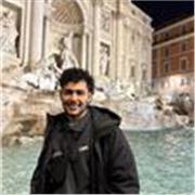 Grado y doble master en psicología con años de experiencia clínica e investigación