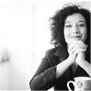 Profesora de español para extranjeros, clases personalizadas para personas de todas las edades.