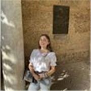 Alumna de 2 de bachillerato que está dispuesta a enseñar cualquier asignatura de menor nivel a cualquier alumno 