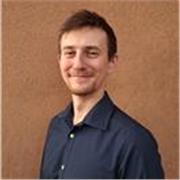 Madrelingua italiano bilingue inglese, offro lezioni chiare e personalizzate per imparare con sicurezza e naturalezza.