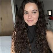 Studentessa di Sciences Po Parigi, diplomata al liceo scientifico con 100 e lode offre ripetizioni a elementari, medie e superiori
