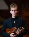 Experienced violin tutor offers lessons around London