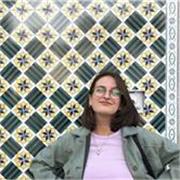 Portuguesa nativa que puede dar apoio de lengua