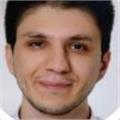İngilizce öğreniminde ezberden çok, dili konuşarak ve özgüven kazandırarak edinim odaklı öğreten bir öğretmenim
