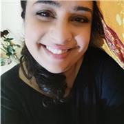 Laureanda in studi letterari linguistici e storico-filosofici impartisce lezioni di italiano, storia ad allievi di scuola primaria, secondaria di primo grado e di secondo, prepara ad esami universitari