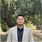 Docente en UCAM desde 2022, impartiendo Ingeniería Genética y Bioquímica. Finalizando el doctorado actualmente.