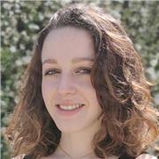 Diplômée de littérature et d'enseignement du français langue étrangère donne cours de français, de FLE et d'anglais