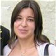 Laureata in mediazione linguistica e culturale aiuta in lingua francese e anche spagnola ( se servisse) via online