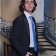 Tutor giovane e competente e nel settore da piu di 3 anni