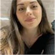 Laureata in Ingegneria Informatica e dell'Automazione impartisce lezioni di matematica a studenti del liceo e università