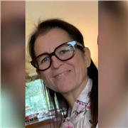 Se hai bisogno di migliorare il tuo italiano, oppure necessiti un supporto per i tuoi compiti a casa, chiamami.