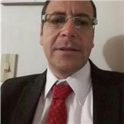 Profesor de filosofía enseña de manera practica cómo abrir el horizonte de comprensión