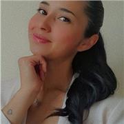 Puedo ofrecer clases particulares a alumnos que quieran iniciarse en aprender diseño gráfico con las principales herramientas como illustrator, photoshop y Indesign