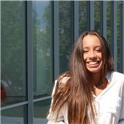 Clases de biología. Soy Lucía Cadenas, una persona alegre y extrovertida