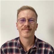 English tutor and teacher for intermediate and advanced learners