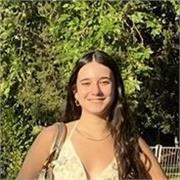 Estudiante de Contabilidad y Finanzas En la autónoma de Barcelona, Titulada de bachillerato. De primaria hasta bachillerato 