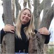 Sono una studentessa che ha appena finito il secondo superiore linguistico e potrei dare ripetizioni su alcune materie
