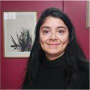 Profesora de Español con enfoque en comprensión lectora y expresión escrita