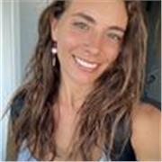 Acompañamiento para niños en materias de colegio, especialmente música, literatura y deportes 