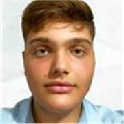 Sei in cerca di una persona in grado di far migliorare il tuo apprendimento, beh sei nel posto giusto!