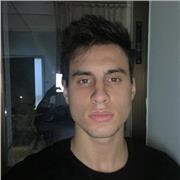 Llevo nadando desde los 2 años y tengo el curso de socorrista desde hace 4 años, he competido nacionalmente en natación