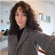 Studentessa del Conservatorio e dell'Università (Medicina) offre lezioni di pianoforte, inglese (C1), matematica e italiano