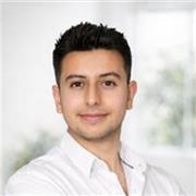 Profesor de apoyo especializado en ciencias sociales con excelente conocimiento en geografía, historia y filosofía