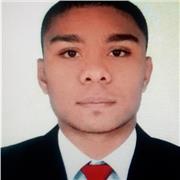 Profesor de matemáticas, con buena estrategia de pedagogía para transmitir el conocimiento