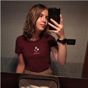 Laureanda in Lingue e letterature straniere propone ripetizioni di inglese e italiano a studenti di elementari, medie e superiori