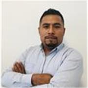 Profesor de Físico matemático imparte clases de inglés a nivel primaria secundaria y bachillerato