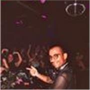 Aprende a contar una historia con un Dj set – Dj y productor parisino con +8 años de experiencia te enseña a desarrollarte como ar