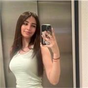 Docente por vocación, apasionada del inglés y preparada para enseñar a todas las edades con empatía, compromiso y dedicación