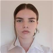 Estudiante de traductorado público ofrece apoyo escolar en Inglés