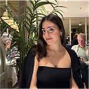 Studentessa di Economia, un aiuto pratico e concreto.