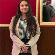 J'aimerais enseigner l'anglais aux enfants et aux adultes