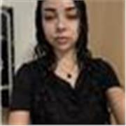 Chica con estudios dispuesta a ayudar como pueda. 