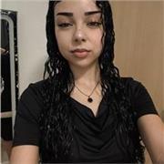 Chica con estudios dispuesta a ayudar como pueda.