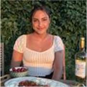 Je cherche à aider des élèves jusqu’à la fin du lycée, en langue (anglais/espagnol). Je peux également faire de l’aide aux devoirs