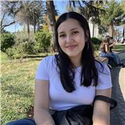 Dictó clases de inglés para niños y jóvenes, también dictó reforzamiento para niños de 1ro a sexto básico