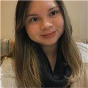 Profesora de inglés imparte clases virtuales personalizadas para nivel básico e intermedio