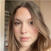 Forte de ma propre expérience d'étudiante je me propose en tant que professeure particulière