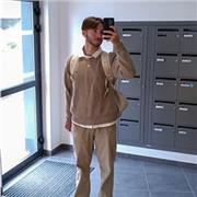 Étudiant donnant de bons conseils pour  le Brevet