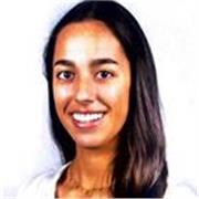 Estudiante universitario con dos idiomas nativos, español e inglés.