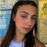 Estudiante de magisterio. Con ESO y bachillerato. Profesora de lengua castellana y matemáticas